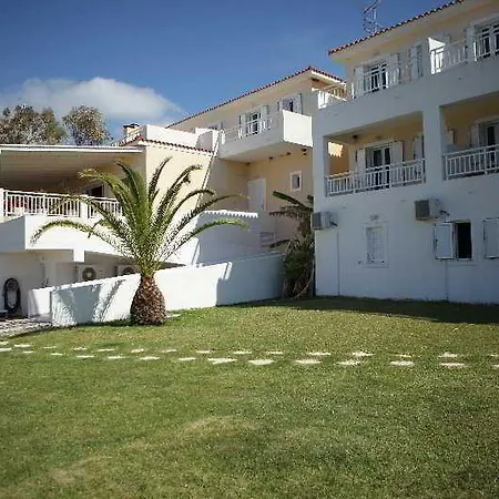 Marina Bay Aparthotel Ratzaklion