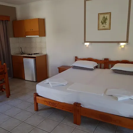 Marina Bay Aparthotel Ratzaklion