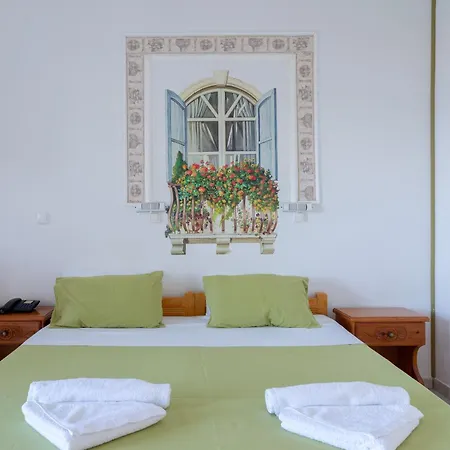 Marina Bay Aparthotel 3*