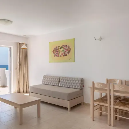 Marina Bay Aparthotel Ratzaklíon